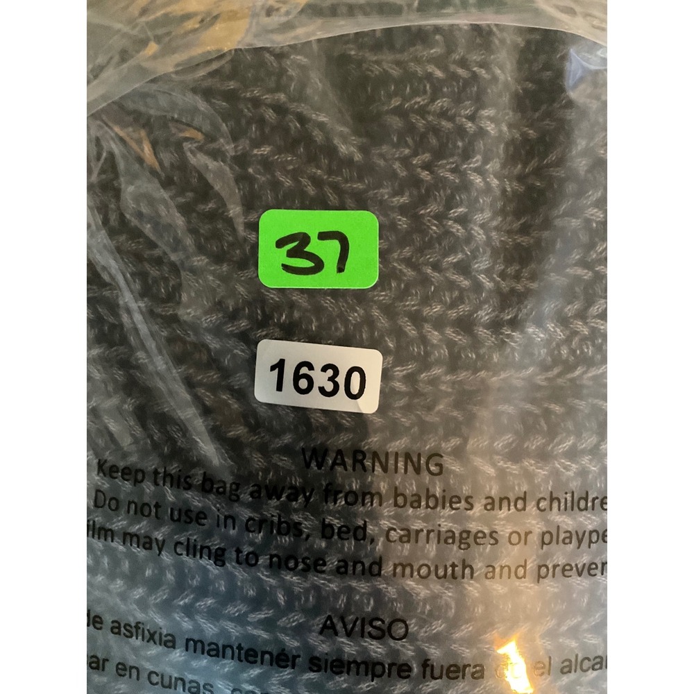 Free People Charcoal Gray Cold Shoulder Cutout‎ Mock Neck Sweater Size S - Picture 9 of 9